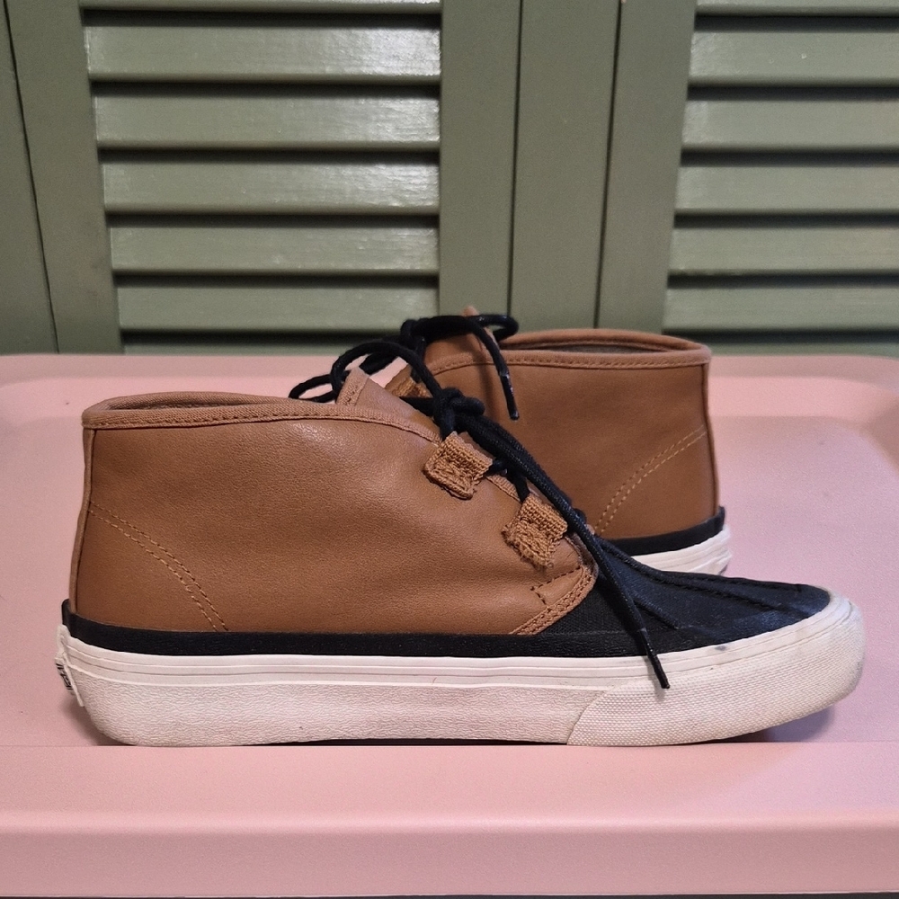 Vans Two-Tone Brown and Black Sneakers - Picture 8 of 10